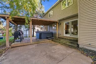 9078 Sierra Rd, Woodbury, MN 55125 - Photo 25