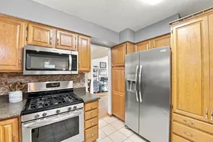 9078 Sierra Rd, Woodbury, MN 55125 - Photo 7
