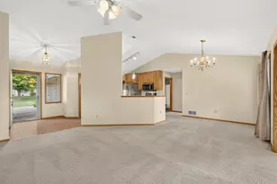 3813 Impatiens Ln N, Brooklyn Park, MN 55443 - Photo 9