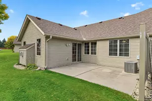3813 Impatiens Ln N, Brooklyn Park, MN 55443 - Photo 33