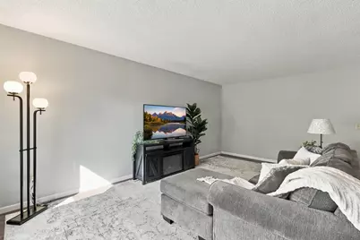 14366 Glenda Drive, Apple Valley, MN 55124 - Photo 5