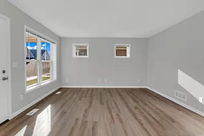 426 Rivoli Drive, Saint Paul, MN 55130 - Photo 13