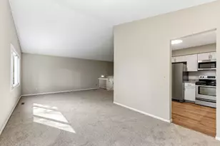 13205 W Manor Blvd, Burnsville, MN 55337 - Photo 7