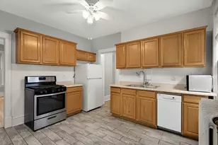2445 Lyndale Ave S, Minneapolis, MN 55405 - Photo 13