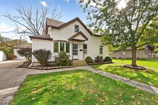 1147 S Grove Ave, Owatonna, MN 55060 - Photo 1
