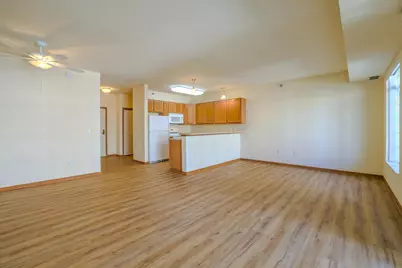 8200 W 33rd Street #323, Saint Louis Park, MN 55426 - Photo 5