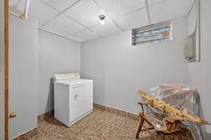 115 E 35th St, Minneapolis, MN 55408 - Photo 25