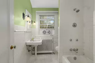 10 Benhill Rd, Saint Paul, MN 55105 - Photo 21