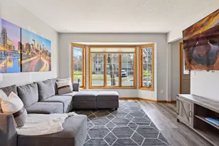 15370 96th Pl N, Maple Grove, MN 55369 - Photo 11