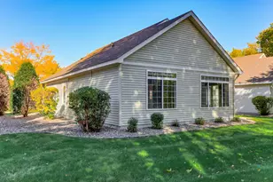 4150 Lawndale Ln N, Plymouth, MN 55446 - Photo 37