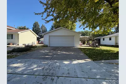 501 Brins Court SE, Stewartville, MN 55976 - Photo 7