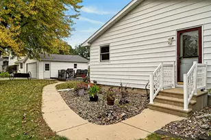 501 Brins Ct SE, Stewartville, MN 55976 - Photo 5
