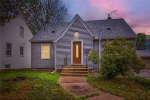 2002 Bush Ave E, Saint Paul, MN 55119 - Photo 23