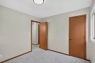 2042 Clear Ave, Saint Paul, MN 55119 - Photo 17