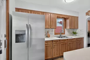 2042 Clear Ave, Saint Paul, MN 55119 - Photo 11