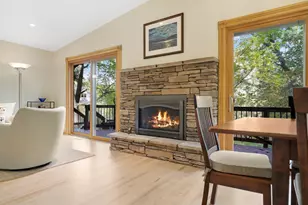 8 Woodhill Ln, North Oaks, MN 55127 - Photo 7