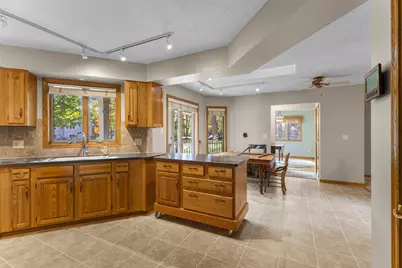 12354 Magnolia Circle NW, Coon Rapids, MN 55448 - Photo 5