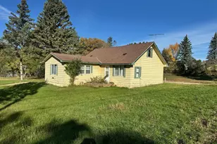 517 Central Ave N, Park Rapids, MN 56470 - Photo 1
