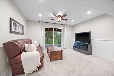 1425 Meadow Court, Chaska, MN 55318 - Photo 15