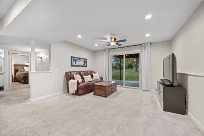 1425 Meadow Court, Chaska, MN 55318 - Photo 17
