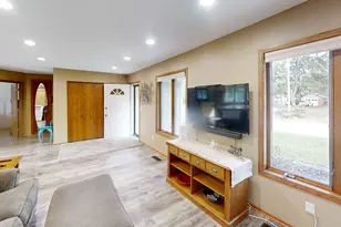 1113 Shore Acres Dr, Albert Lea, MN 56007 - Photo 7