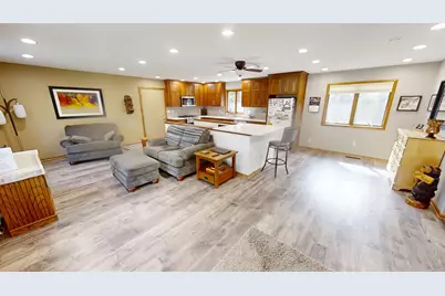 1113 Shore Acres Drive, Albert Lea, MN 56007 - Photo 9
