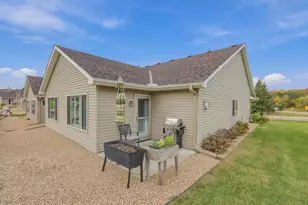 6055 Iris Ln, Rockford, MN 55373 - Photo 3