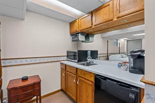 4102 Grimes Ave S, Edina, MN 55416 - Photo 37