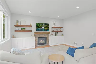 17819 68th Avenue N, Maple Grove, MN 55311 - Photo 5