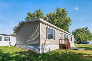 206 Burnsville Cir, Burnsville, MN 55306 - Photo 3
