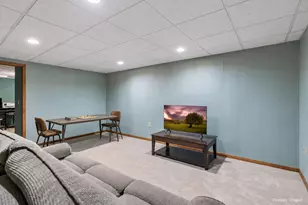 52 Birnamwood Dr, Burnsville, MN 55337 - Photo 15