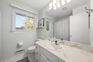 11115 Lanewood Cir, Eden Prairie, MN 55344 - Photo 23