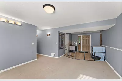 475 Springhill Road, Vadnais Heights, MN 55127 - Photo 25