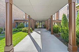 4 Pine Tree Dr, Arden Hills, MN 55112 - Photo 3