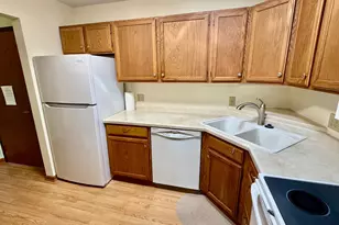 1000 Cannon Valley Dr E, Northfield, MN 55057 - Photo 3