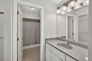 8660 Powers Pl, Chanhassen, MN 55317 - Photo 15