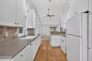 8660 Powers Pl, Chanhassen, MN 55317 - Photo 9