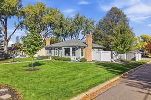 5045 Oxford Ave, Edina, MN 55436 - Photo 63