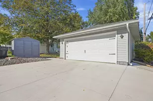 5045 Oxford Ave, Edina, MN 55436 - Photo 27