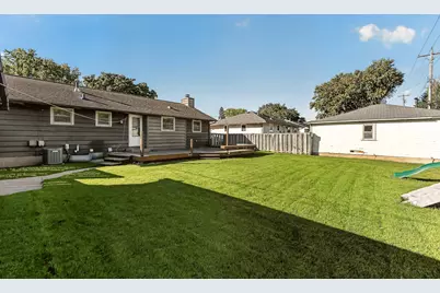 1809 26th Street NW, Rochester, MN 55901 - Photo 3