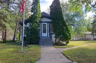 622 S 9th St, Montevideo, MN 56265 - Photo 1