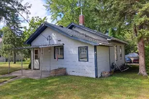 622 S 9th St, Montevideo, MN 56265 - Photo 17
