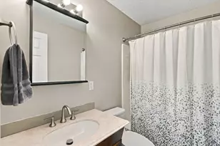2657 5th St E, Maplewood, MN 55119 - Photo 17