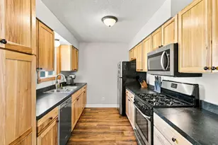 2657 5th St E, Maplewood, MN 55119 - Photo 13
