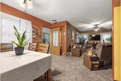 320 Broadway Avenue W, Little Falls, MN 56345 - Photo 7