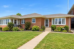 320 Broadway Ave W, Little Falls, MN 56345 - Photo 1