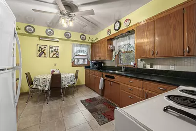 320 Broadway Avenue W, Little Falls, MN 56345 - Photo 5