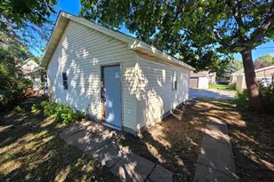 938 17th Ave SE, Minneapolis, MN 55414 - Photo 3