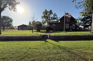 237 S Paul St, Appleton, MN 56208 - Photo 1