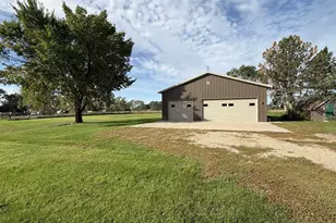 237 S Paul St, Appleton, MN 56208 - Photo 1